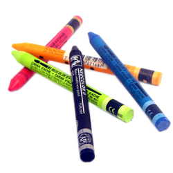 Water Soluble: Caran d'Ache Neocolor II Watersoluble Crayons 720 Light Bright Green